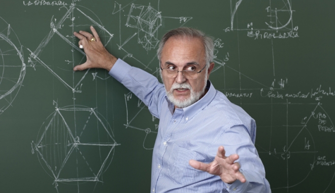 Profesorul își schimbă jobul - profesorul-1498830990.jpg