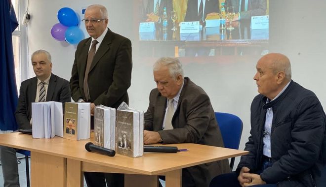 Profesorul Tasin Gemil și-a lansat cartea 
