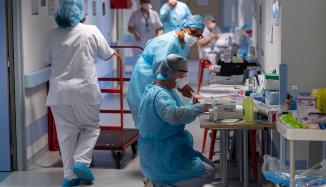 Constanţa, la un pas de noi restricţii impuse de Prefectură - profimedia0514171298-1601578869.jpg