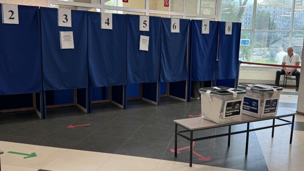 Şcolile în care vor fi secții pentru alegeri nu vor avea cursurile supendate. Doar în situații excepționale se poate decala ora de începere