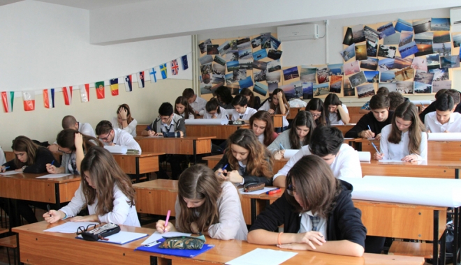 Programa școlară de gimnaziu,  în dezbatere publică - programa-1485788306.jpg