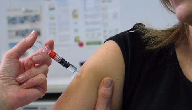 Cum se poate preveni cancerul de col uterin încă din copilărie - programdevaccinaregratuita-1347652592.jpg