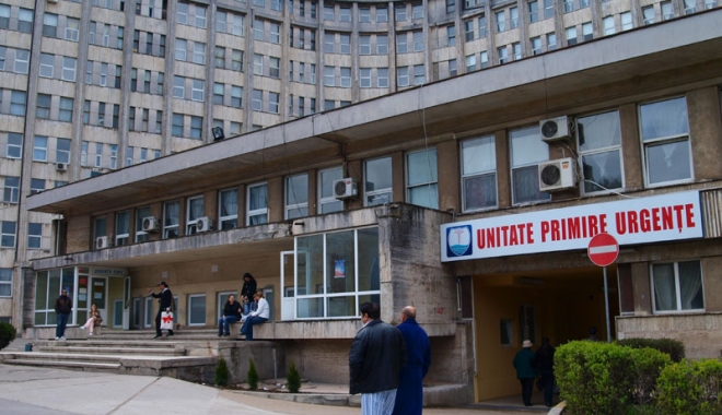 Sute de constănțeni au asaltat spitalul - programdevizite13577589721485946-1495452896.jpg