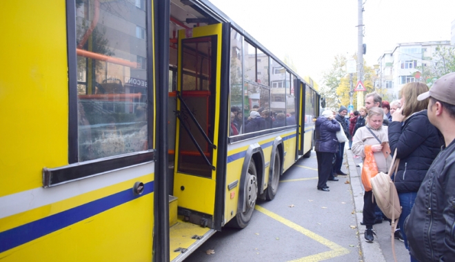 Circulați cu RATC? Program prelungit în perioada sărbătorilor - programprelungitautobuze-1511711426.jpg
