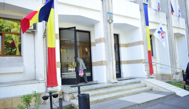 Vrei un loc de muncă la Primăria Constanța ? Acum este șansa ta ! - programrespect151120162115142945-1514367663.jpg