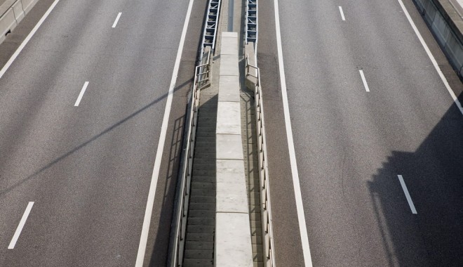 Veste bună pentru constructori: Iată câți bani au fost alocați pentru investiții în infrastructură - proiecteinfrastructura1382974380-1383642559.jpg