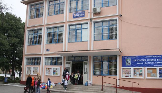 Unităţile şcolare din municipiul Constanţa vor beneficia de echipamente IT noi în contextul pandemiei - proiectprimarieonline-1605528219.jpg