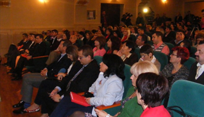 Mai cred părinții în promisiunile ministrului Educației? - promisiunileministrului-1352056778.jpg