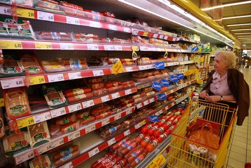 Ce surpriză a pregătit Guvernul pentru pensionari - promotiehypermarketcumparaturipr-1316636165.jpg