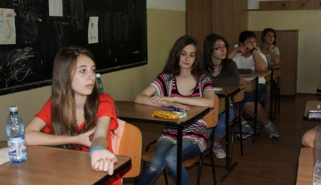 Evaluare Națională 2013/Vlahuță și Dickens, la română - propozitia1340797023-1372148745.jpg