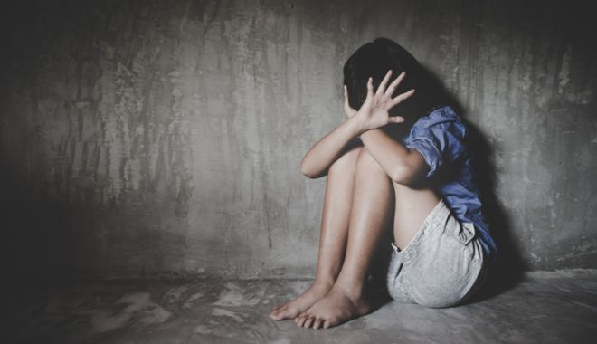 Un tânăr și-a convins iubita de 15 ani să se prostitueze - prostitutie-1591612232.jpg