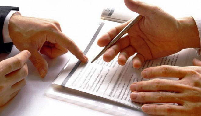 Protecția Consumatorilor execută silit o bancă pentru comisionul de risc, încasat ilegal - protectiaconsumatorilor-1399217463.jpg
