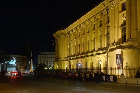 Protest împotriva sărăcirii patrimoniului muzeal - protest-1431353256.jpg