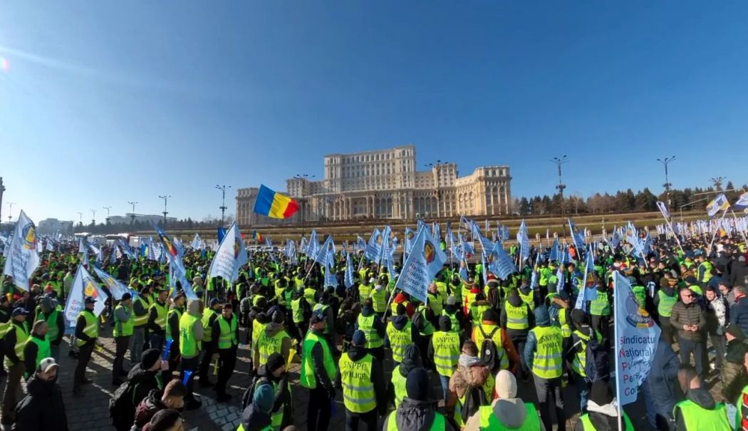 15.000 de polițiști, în stradă din cauza "Ordonanţei Trenuleţ”: „Cât mai vreți să ne umiliți?”