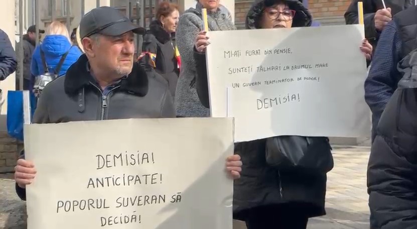 Protest AUR. Județul Constanța stă 12 minute pentru o cauză comună: taxe și impozite prea mari - protest-2-1770890223.webp