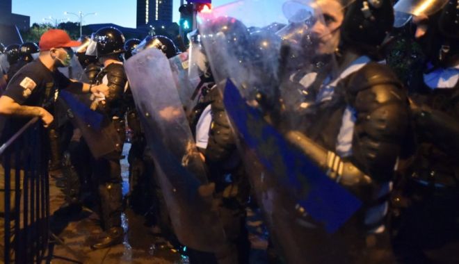 Carmen Dan, despre arma furată: Sunt șanse foarte mari să o recuperăm - protest2211000x600-1534708233.jpg
