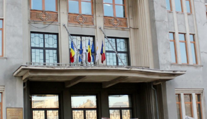 Taxa de liberă trecere ridică un val de proteste în portul Constanța - protestapc191330365655-1330381096.jpg