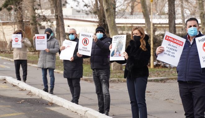 Reprezentanţii RESTO Constanţa au participat la protestul turismului - protestcorinamartin1-1613499168.jpg