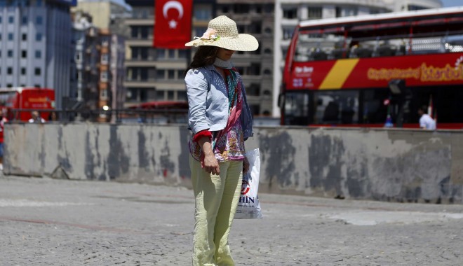 Costurile protestelor din Istanbul - proteste-1371739936.jpg