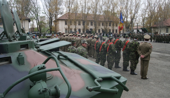 Proteste la Palatul Cotroceni: 80%  din Armata română este inoperabilă - proteste-1464193761.jpg