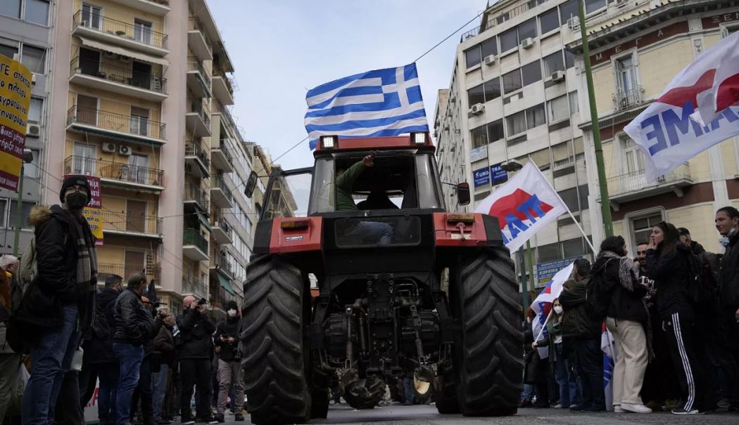 Avertizare de călătorie în Grecia. Transportul public ar putea fi afectat de o grevă națională - protestegrecia-1764920113.jpg