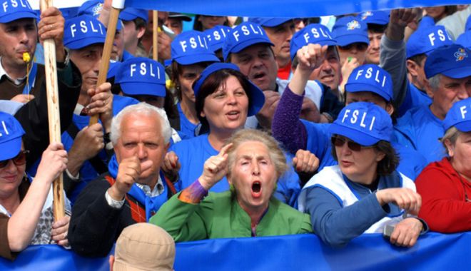 Nu-i de glumă! Se mai face școală în România? Cadrele didactice, hotărâte să intre în grevă - protesteinvatamant2-1518103153.jpg