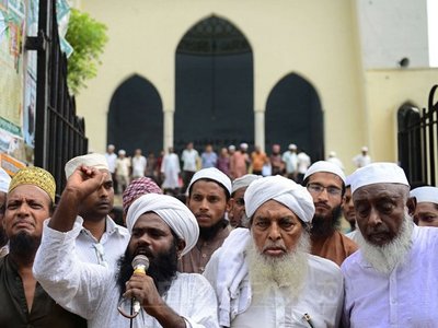 Trei mii de indonezieni au manifestat împotriva filmului islamofob - protesteislamafp-1349004202.jpg