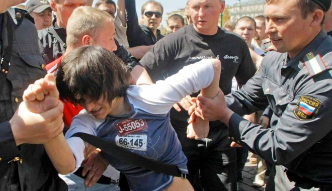 Simpatizanți ai opoziției ruse, arestați în Sankt Petersburg - protesterusia3-1312212785.jpg