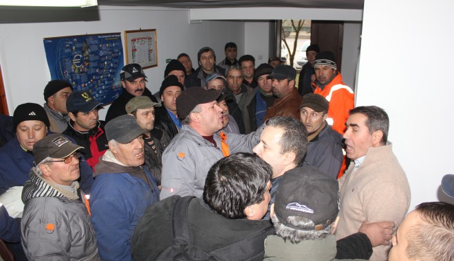 Scandal sindical în portul Constanța - protestfnspc20-1358851310.jpg