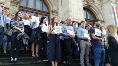 Magistrații, din nou la protest - protestmagistrati77215000-1553464112.jpg