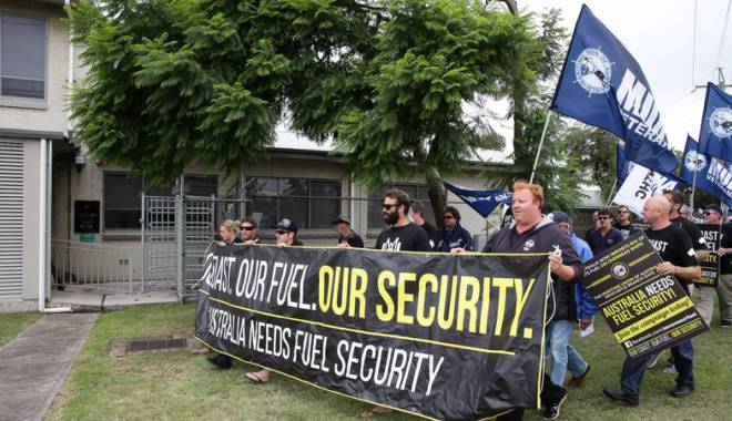 Protestul marinarilor australieni - protestulmarinarilor-1432058785.jpg