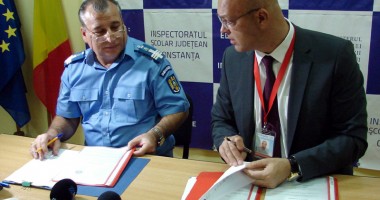 Prietenia româno - turcă, celebrată în weekend - protocolisj1350407029-1350679440.jpg