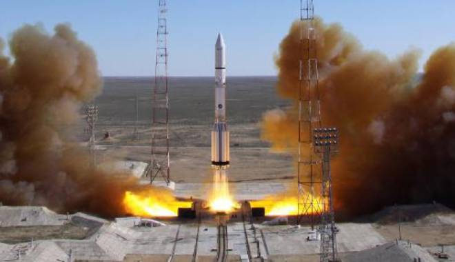 Eșec rusesc. O rachetă Proton M s-a prăbușit la câteva minute după lansare - proton10362800-1431847754.jpg