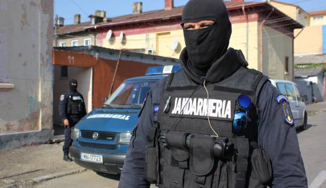 Grupări specializate în proxenetism, destructurate. Cum acționau la Constanța - proxenetism-1450202938.jpg