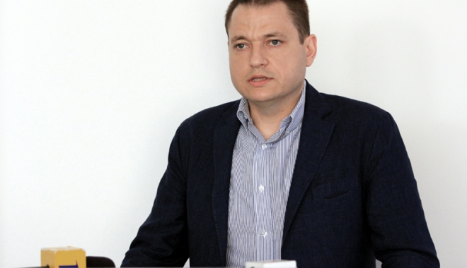 Mircea Dobre susține că nu există întârzieri la Ministerul Turismului. 