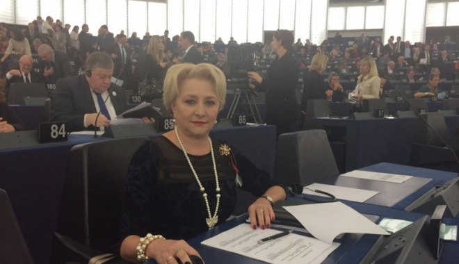 Femeile din PSD se reunesc la Școala Politică de Vară din stațiunea Mamaia - psdscoaladevarafemeivioricadanci-1503420250.jpg