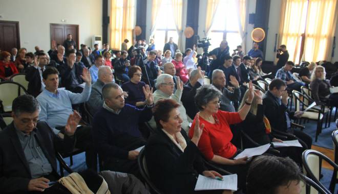 PNL și PSD caută consilieri în Constanța. Cine pleacă și cine vine - psdsipnlcautaconsilieriinconstan-1458758067.jpg