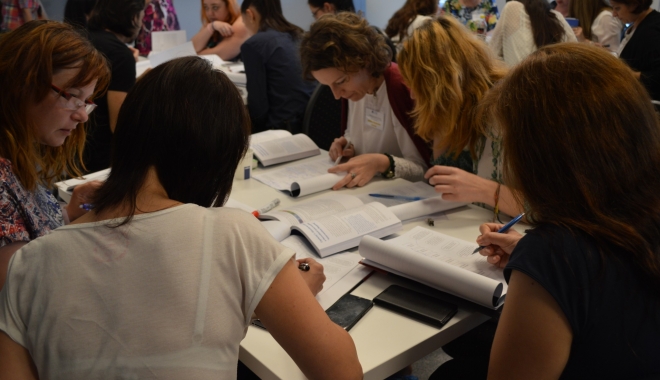 Psihologi care lucrează cu bolnavii cronici, instruiți la Constanța - psihologibaylor2-1467032357.jpg