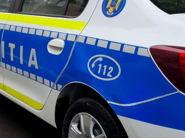 Un bărbat a fost reținut după ce a agresat învățătoarea copilului său într-un local - ptazy2q5ytfmogq3oda3zdczn2rkmdhk-1778066381.webp
