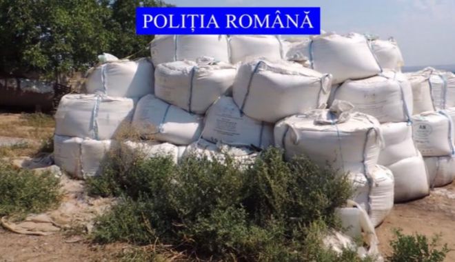 35 de tone de azotat de amoniu, depozitate necorespunzător, au fost găsite de polițiști - ptc2ogi1mgninzy5ndg4nzdhn2ywnjbi-1597065366.jpg