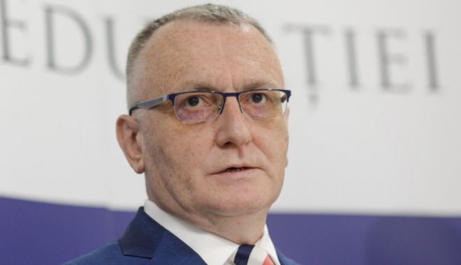 Sorin Cîmpeanu, primul discurs după demisia din fruntea Ministerului Educaţiei - ptc4mczoptq0mczoyxnopwjimmjkmmu2-1664778651.jpg