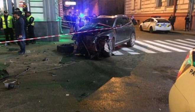O tânără de 20 de ani A UCIS ȘASE OAMENI, DUPĂ CE A TRECUT CU BOLIDUL PE ROȘU! - ptgwmczoyxnoptfhnmuzmzm3odc3njy3-1508413924.jpg