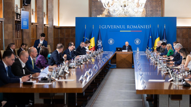 Coaliția de guvernare se reunește în ședință de la ora 12.00 - ptq0mczoyxnoptewn2zmmmzlmzrmmwfl-1756705761.jpg
