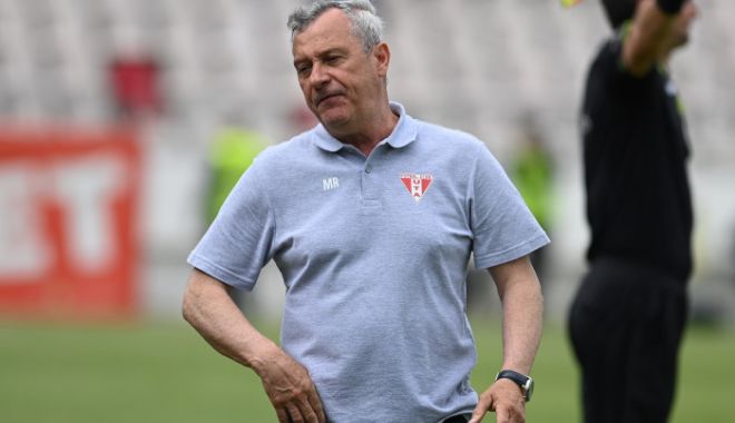 Mircea Rednic a suferit un infarct miocardic. Antrenorul, operat de urgenţă