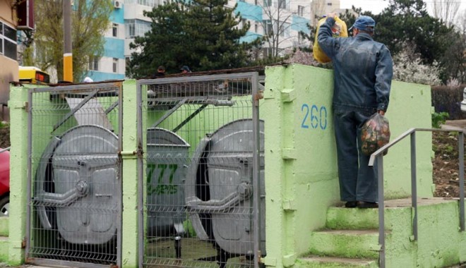 Cât plătesc constănțenii pentru gunoi - pubelegunoitomisnordzonapenny5-1328730224.jpg