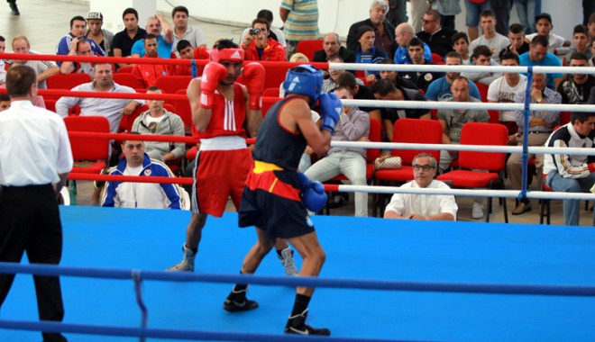Pugilist al CS Farul, medaliat cu bronz la Naționalele de tineret - pugilist-1400601637.jpg