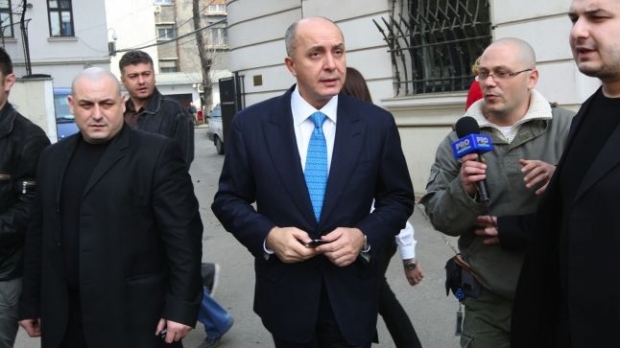 Omul de afaceri Puiu Popoviciu, condamnat definitiv la 7 ani de închisoare - puiu-1501690006.jpg