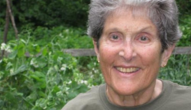 Poeta americană Maxine Kumin, laureată a premiului Pulitzer, a murit la 88 de ani - pulitzer-1391953868.jpg