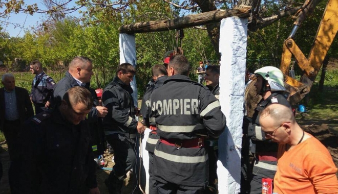 Veste de ultima oră despre copillul căzut în puț - put-1493570868.jpg