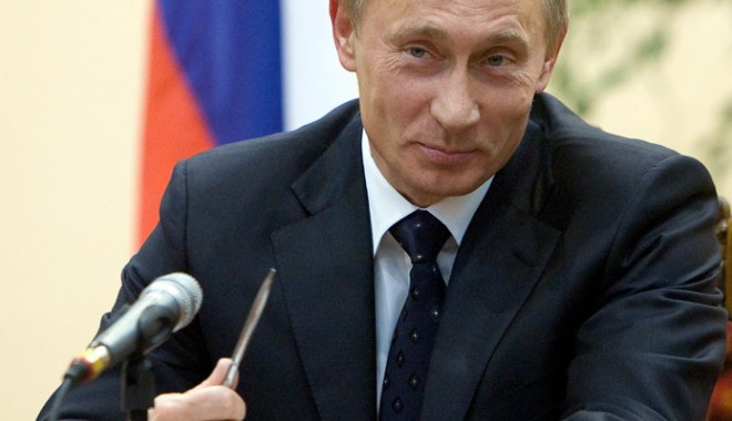 Putin a trimis Dumei de Stat candidatura  lui Medvedev pentru postul de premier - putin-1336398587.jpg